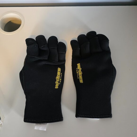 NWT Whites Titanium Neoprene Gloves - Picture 2 of 5